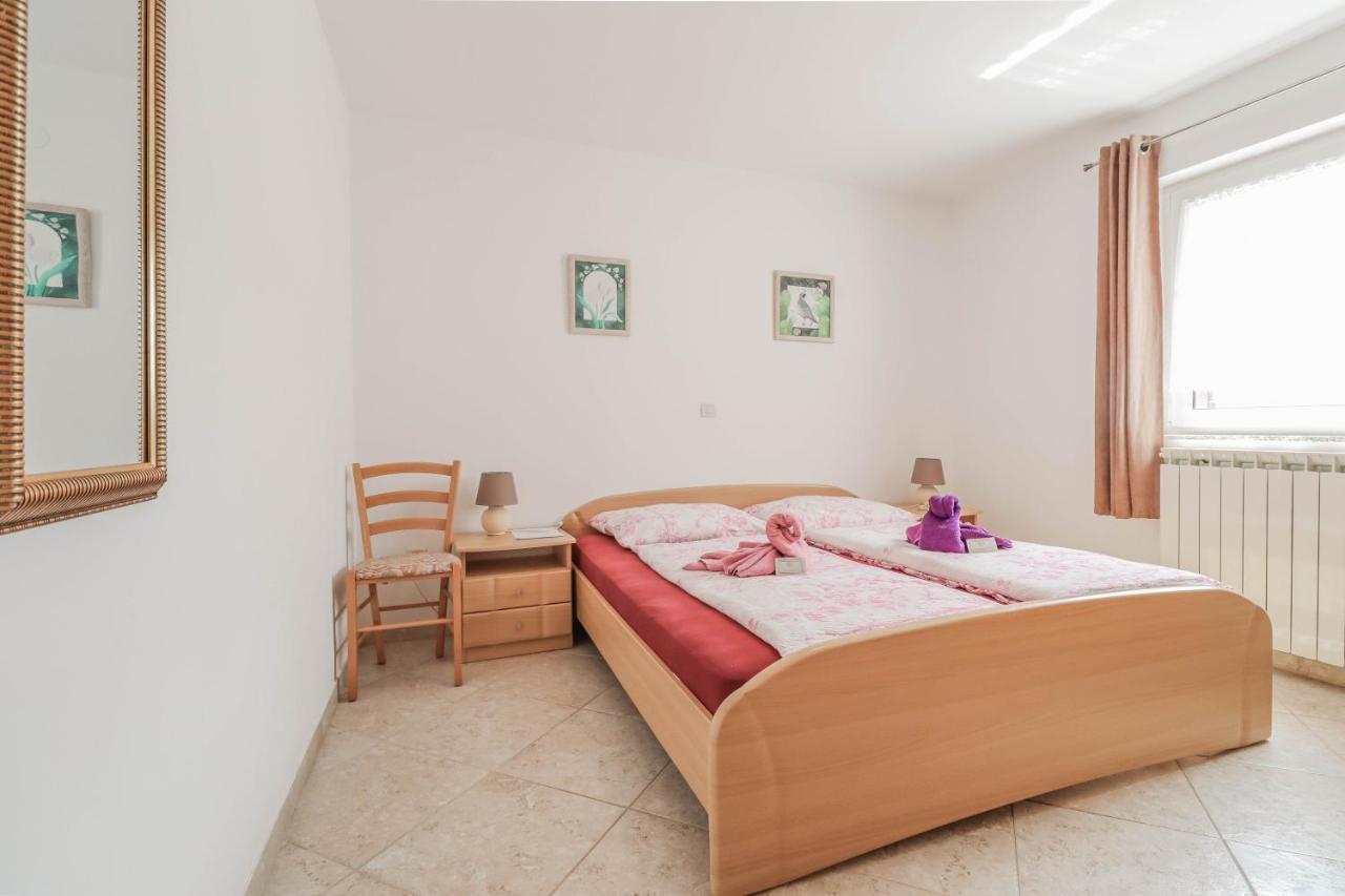Nina Bed & Breakfast